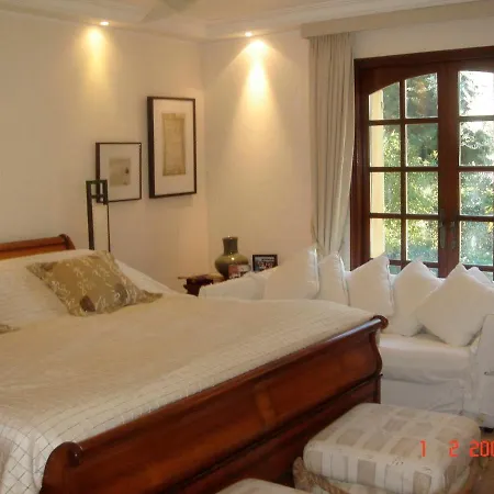 Βίλα Provencal 7-Bedroom Villa In Antibes Juan Les Pins Αντίμπ
